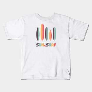 Retro Sun & Surf Surfboard Kids T-Shirt